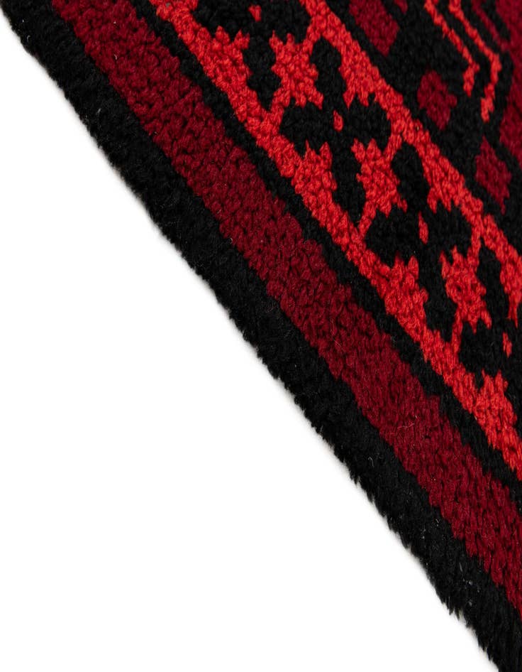 Detail image of  5' 6 x 7' 8  Hand Knotted Moroccan Wool Rug