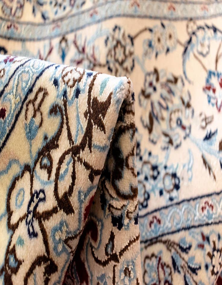 Detail image of  8' 2 x 11' 5  Hand Knotted Nain Persian Rug