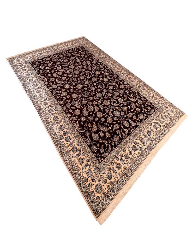 Detail image of  8' 5 x 11' 10 Nain Rug