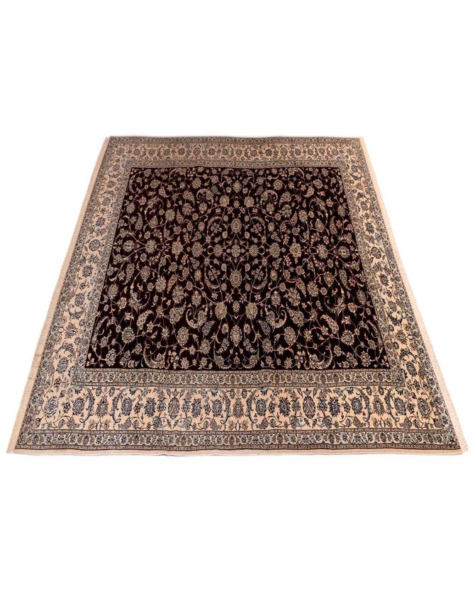 Detail image of  8' 5 x 11' 10 Nain Rug