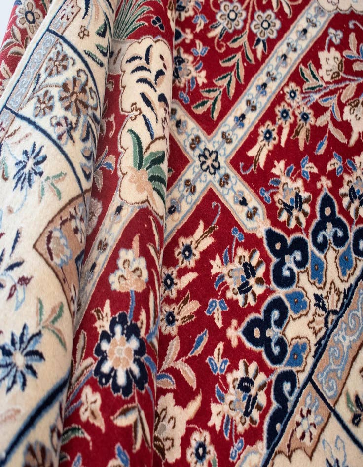 Detail image of  4' 2 x 6' 7 Nain Rug