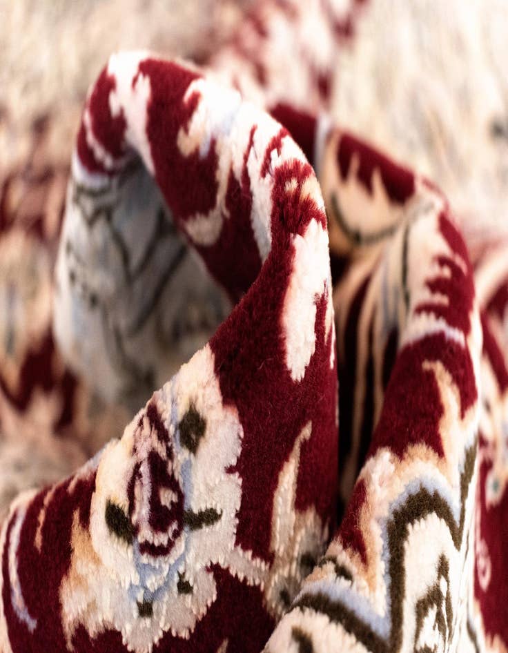 Detail image of  7' 9 x 10' 6 Nain Rug