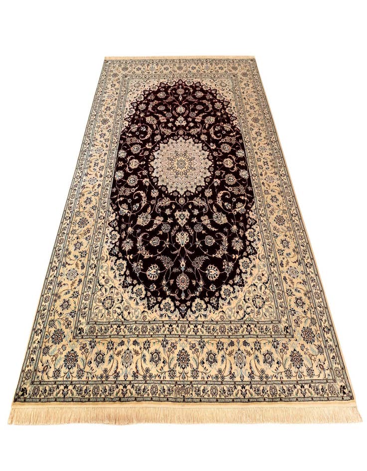 Detail image of  6' 10 x 9' 10 Nain Rug