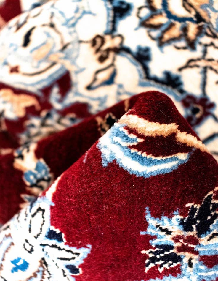 Detail image of  6' 7 x 8' 6 Nain Rug