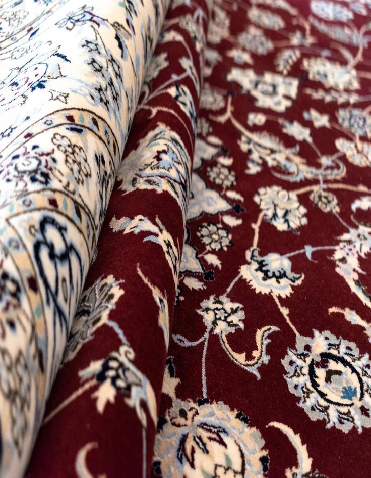 Detail image of  6' 11 x 10' 2 Nain Rug