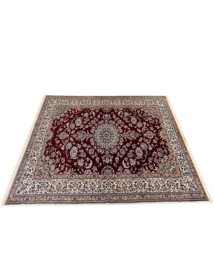 Detail image of  5' 3 x 7' 9 Nain Rug