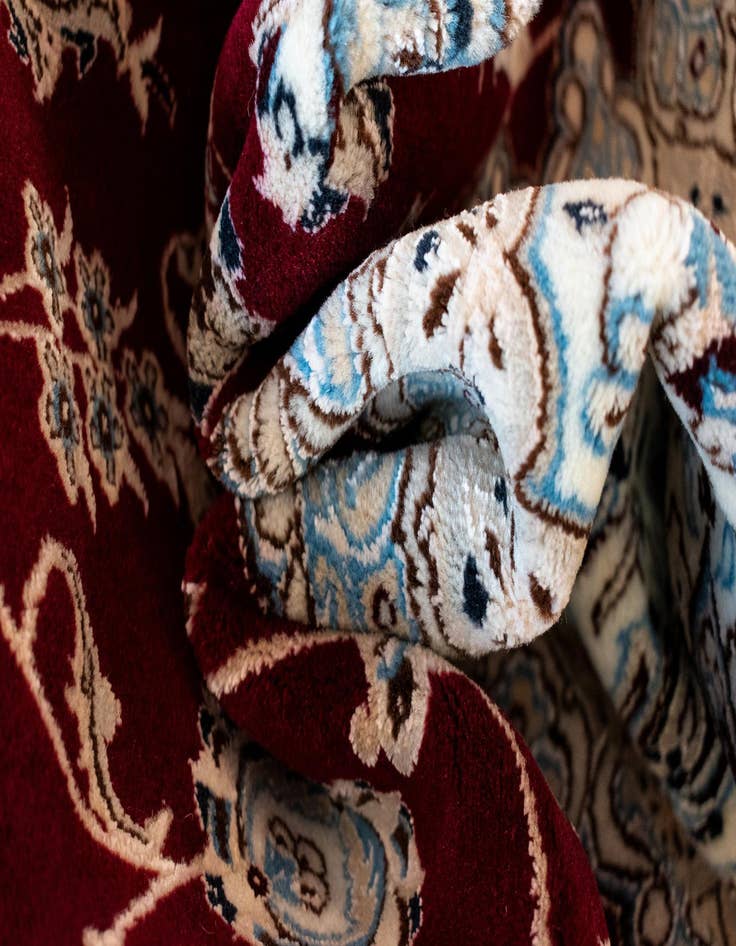 Detail image of  6' 9 x 8' 5 Nain Rug