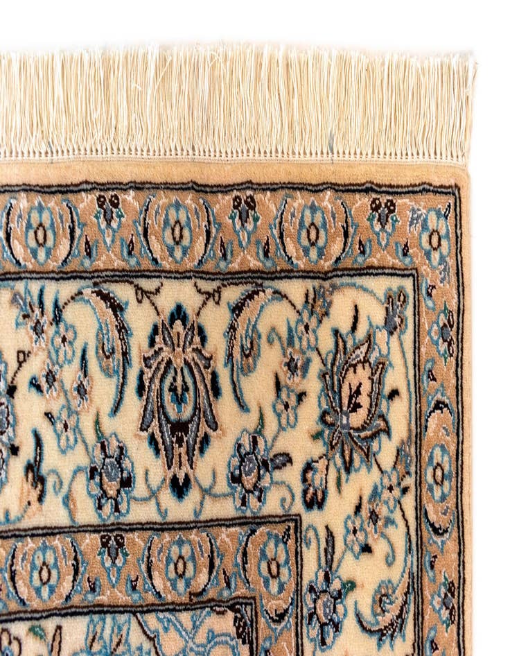 Detail image of  4' 2 x 6' 8 Nain Rug