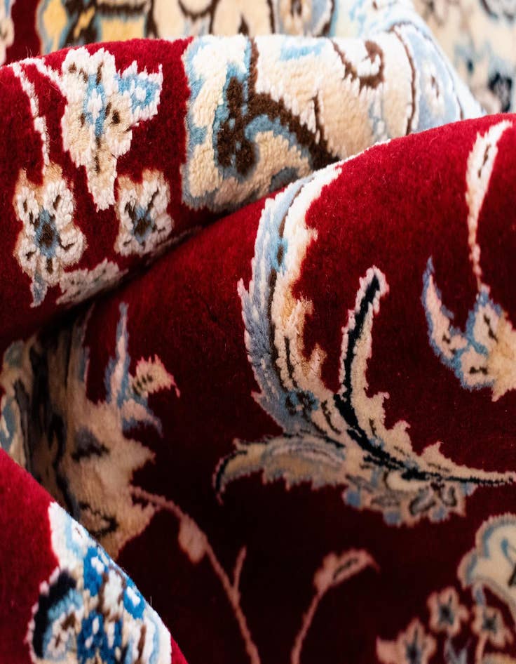 Detail image of  4' 2 x 6' 8 Nain Rug