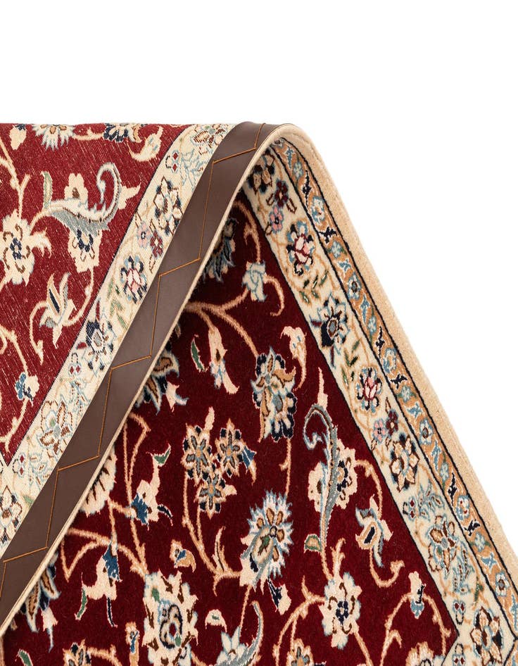 Detail image of  2' x 3'  Hand Knotted Nain Rug