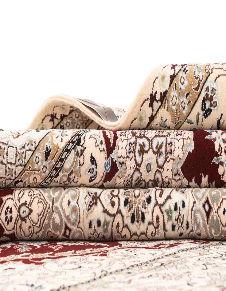 Detail image of  4' 11 x 7' 7  Hand Knotted Nain Rug