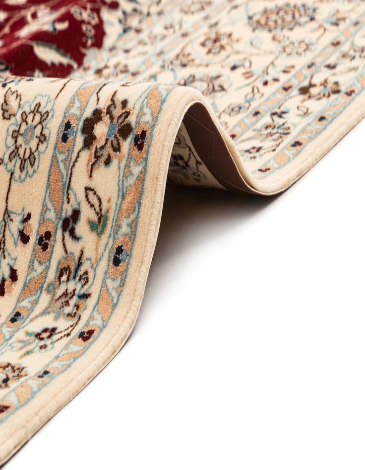 Detail image of  6' 9 x 8' 7 Nain Rug