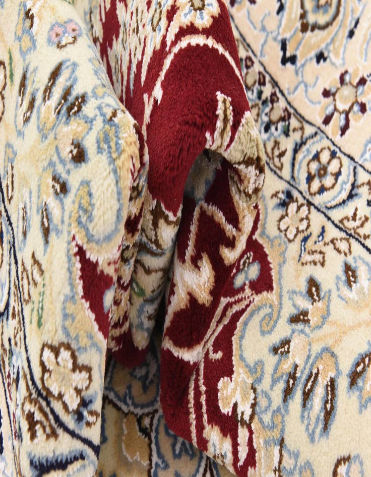 Detail image of  5' x 7' 11  Hand Knotted Nain Persian Rug
