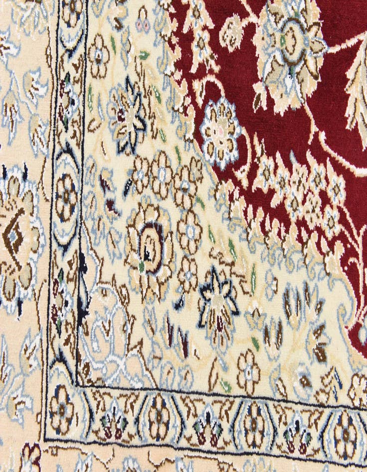 Detail image of  5' x 7' 11  Hand Knotted Nain Persian Rug