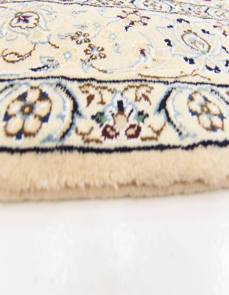 Detail image of  5' x 7' 11  Hand Knotted Nain Persian Rug