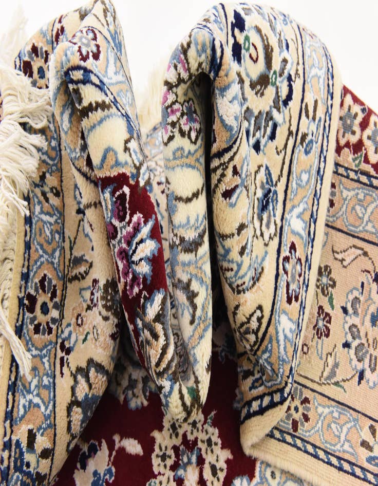 Detail image of  5' 1 x 8' 3  Hand Knotted Nain Persian Rug