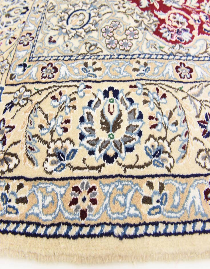 Detail image of  5' 1 x 8' 3  Hand Knotted Nain Persian Rug