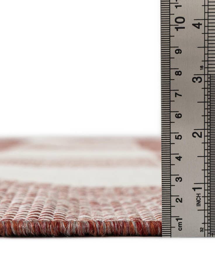 Detail image of  5' 3 x 7'  Washable Checkered Indoor / Outdoor Rug