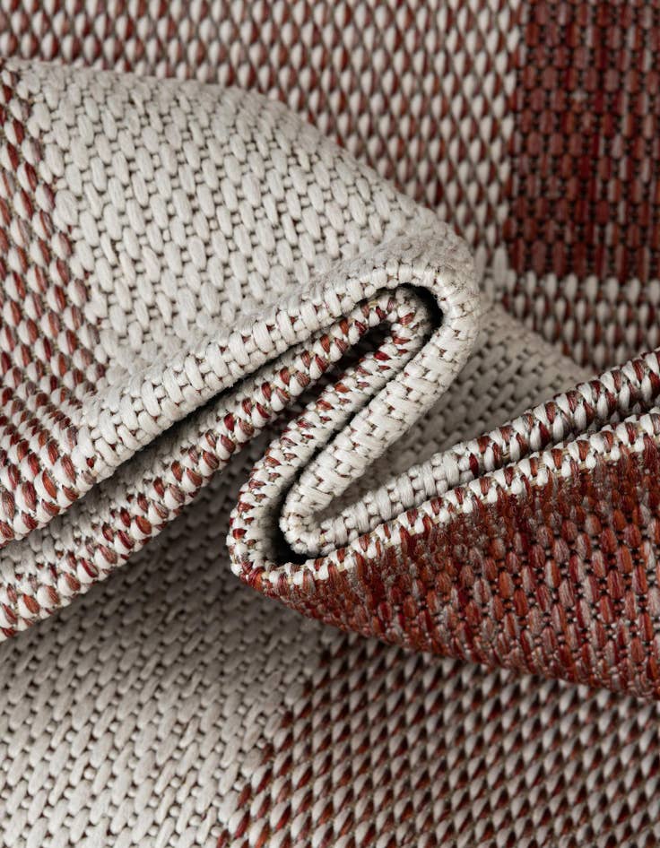 Detail image of  5' 3 x 7'  Washable Checkered Indoor / Outdoor Rug