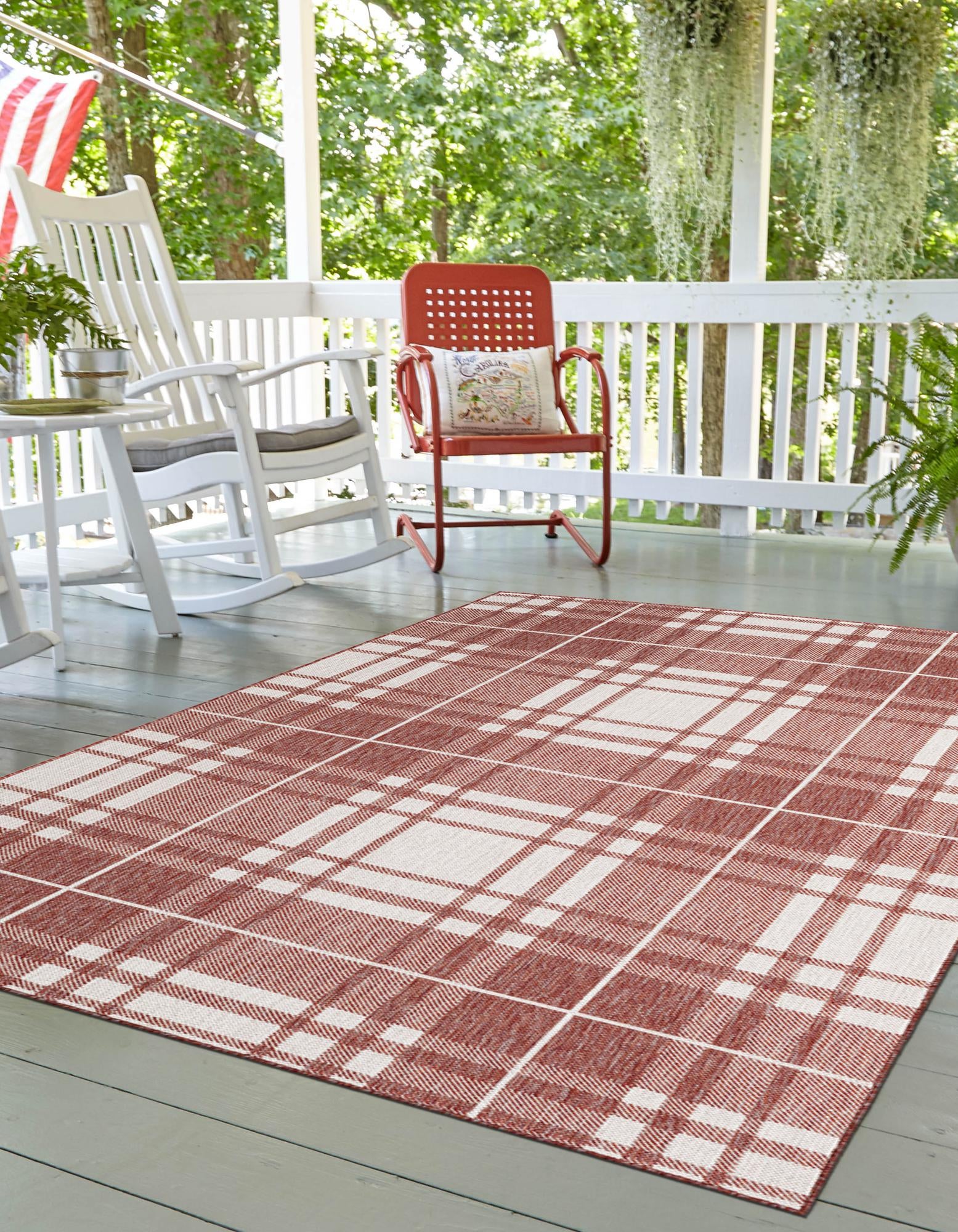 Red 4' x 6' Checkered Indoor / Outdoor Rug | Rugs.com