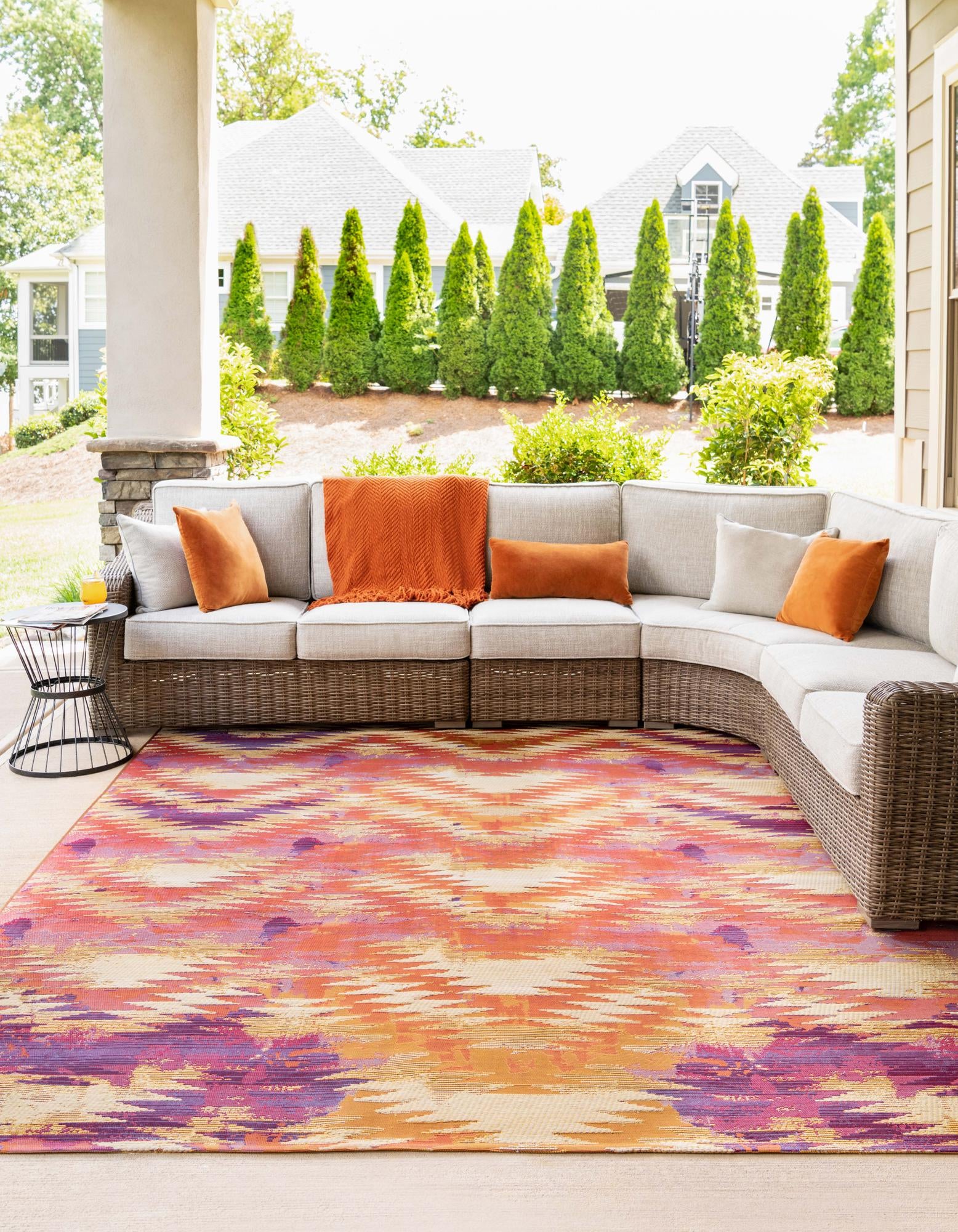 Red 10' x 12' 2 Modern Indoor / Outdoor Rug | Rugs.com