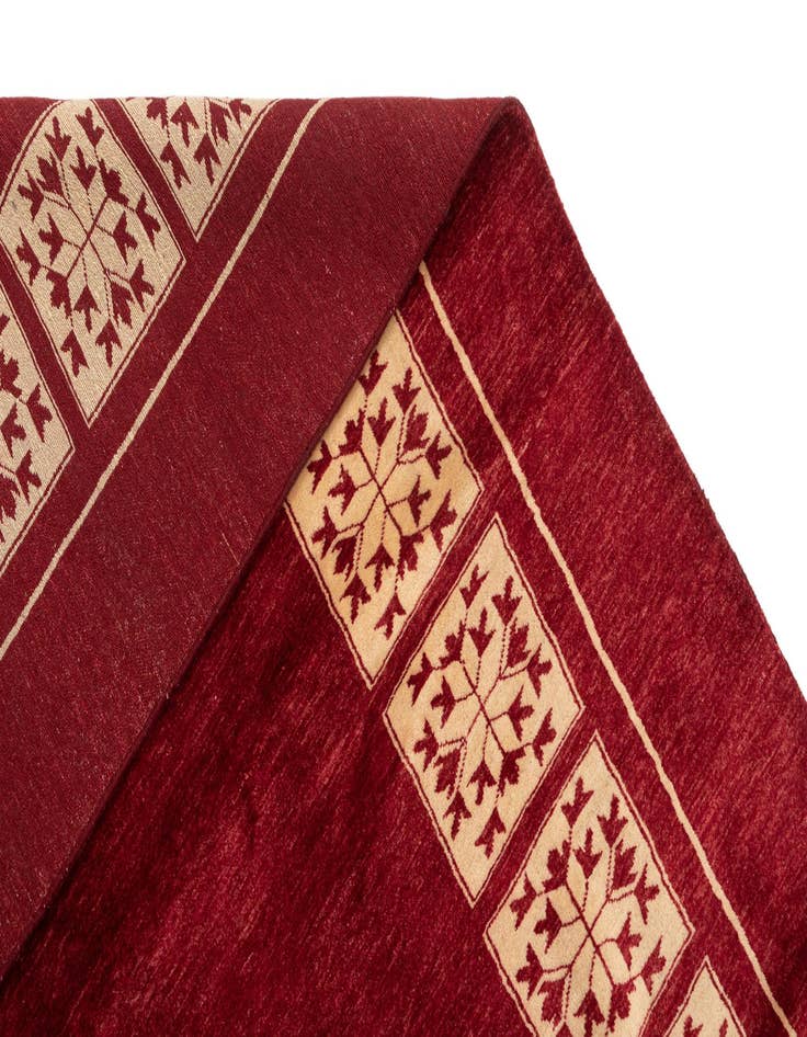 Detail image of  9' 6 x 12' 5 Pakistan Wool Rug