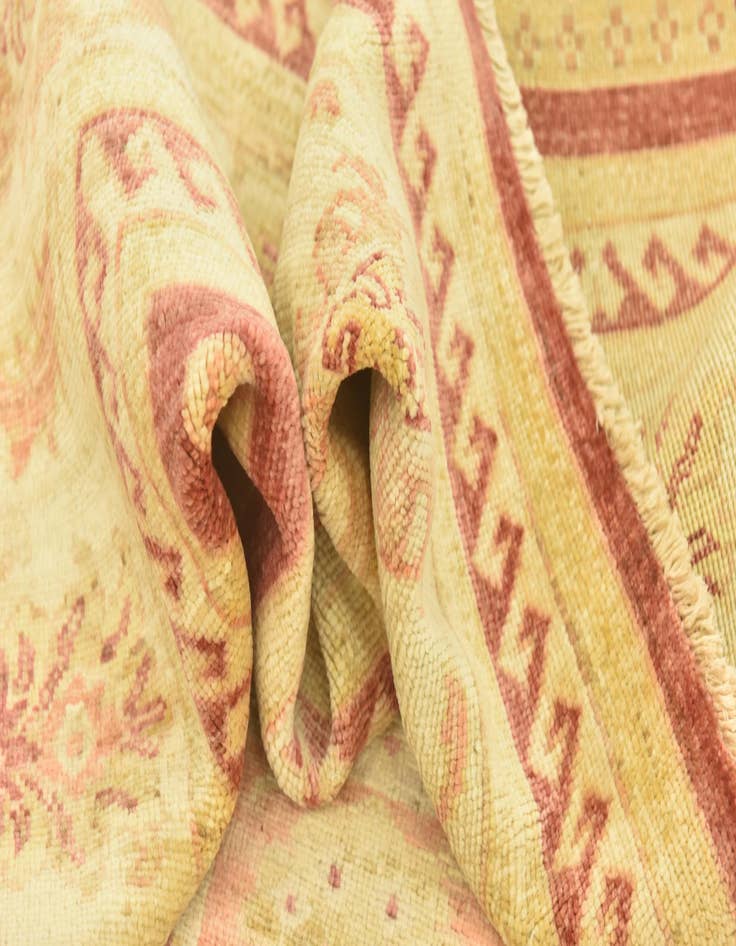 Detail image of  6' 9 x 9' 3  Hand Knotted Peshawar Ziegler Rug