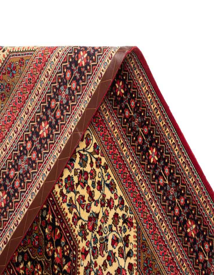 Detail image of  4' 7 x 6' 11  Hand Knotted Qom Persian Rug