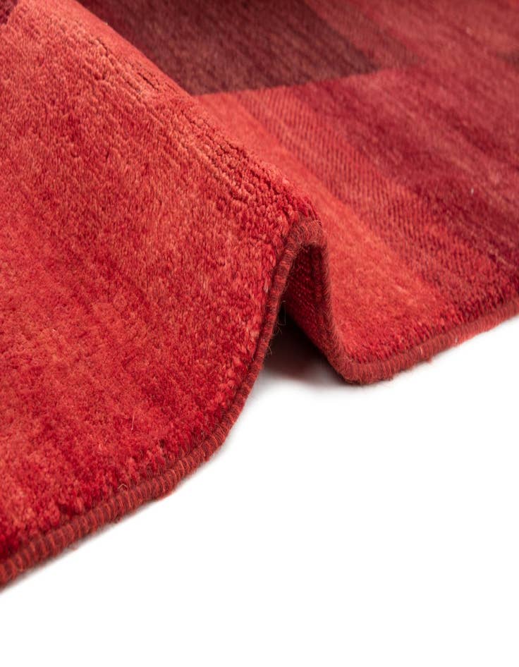 Detail image of  8' 3 x 11' 9 Royal Wool Rug