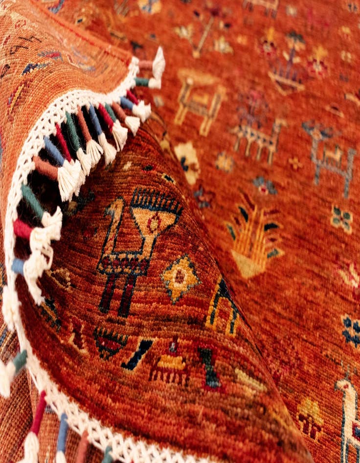 Detail image of  6' 9 x 9' 8 Samarkand Wool Rug