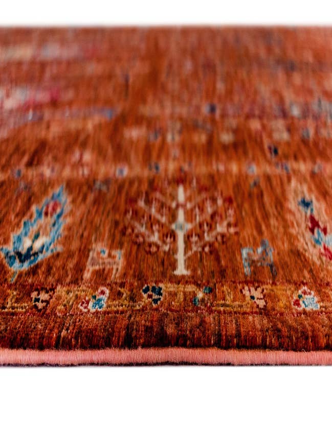 Detail image of  6' 8 x 9' 6 Samarkand Wool Rug