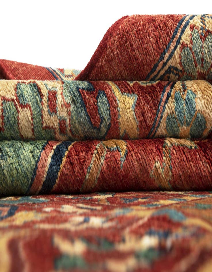 Detail image of  10' 1 x 13' 3 Sara Wool Rug