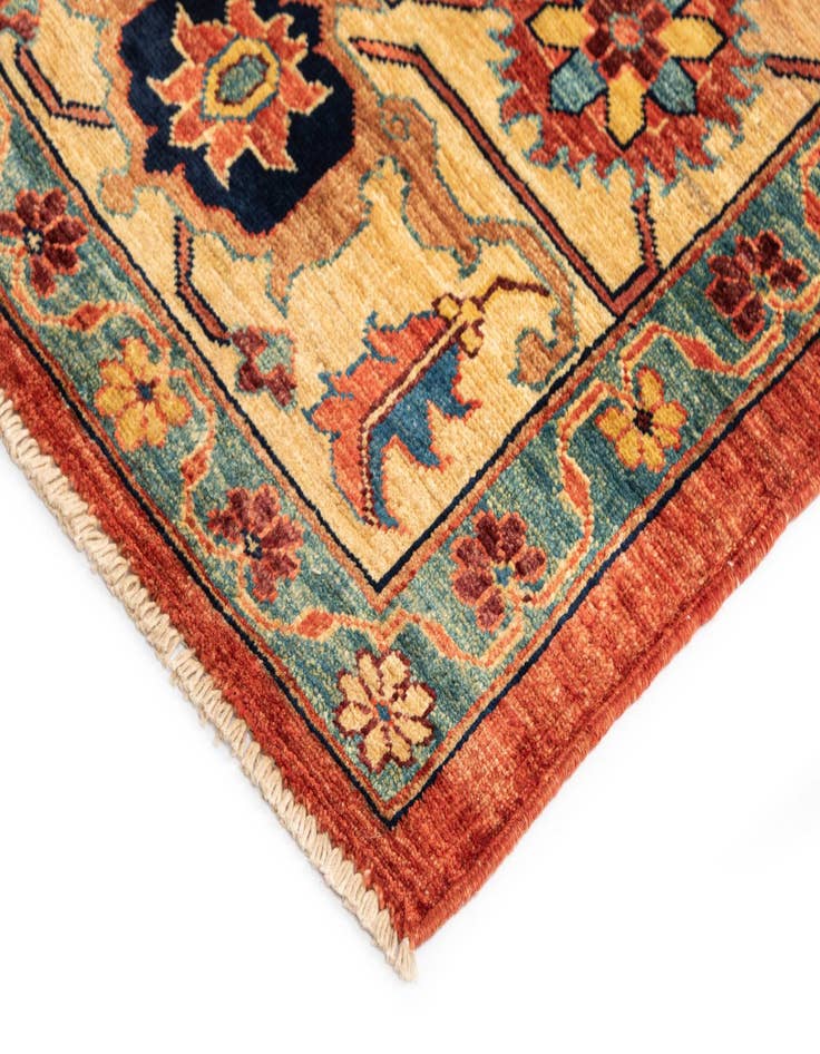 Detail image of  6' 1 x 8' Sara Wool Rug