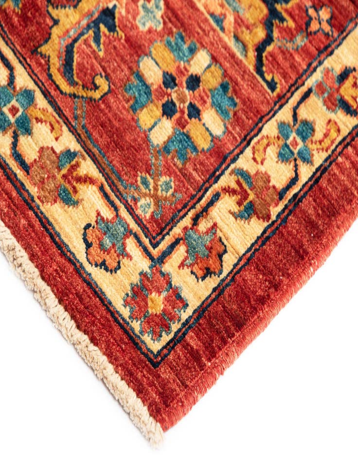 Detail image of  5' 10 x 8' 4 Sara Wool Rug