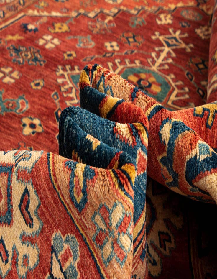 Detail image of 6' 1 x 7' 9 Sara Wool Rug