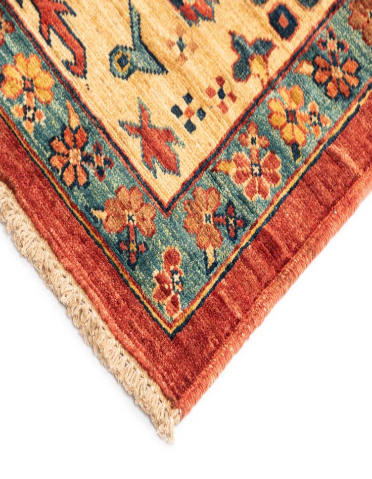 Detail image of  6' 3 x 7' 8 Sara Wool Rug