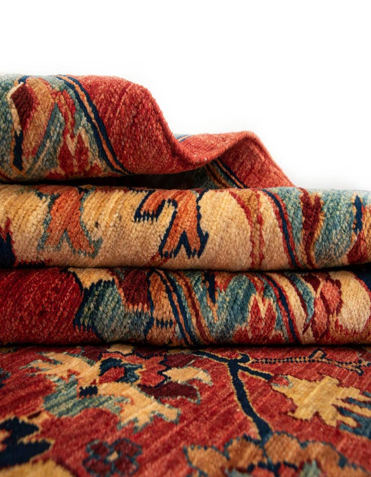 Detail image of  6' x 8' 6 Sara Wool Rug