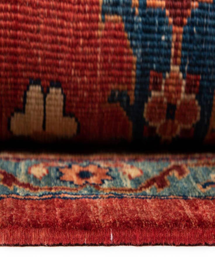 Detail image of  6' x 8' 6 Sara Wool Rug