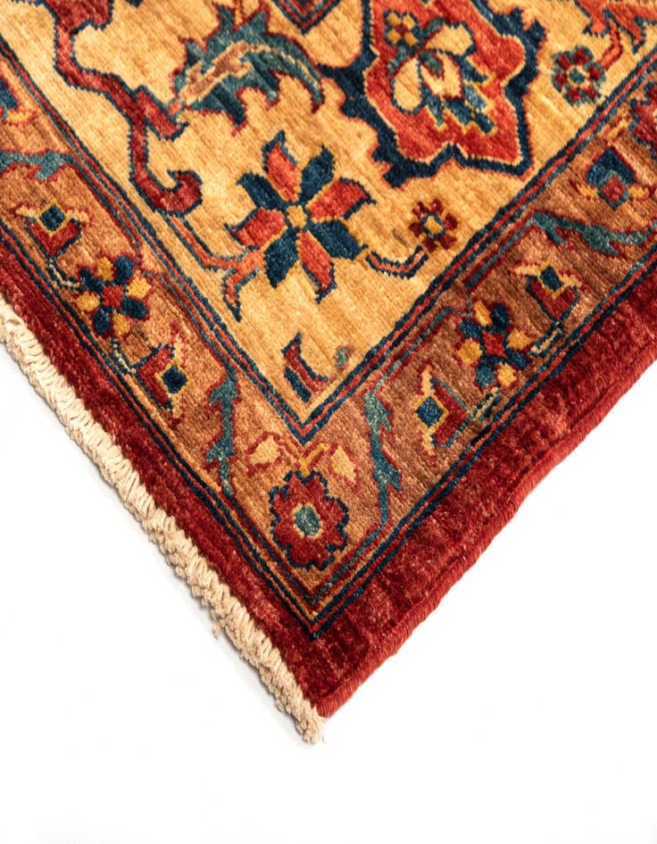 Detail image of  6' 4 x 8' 2 Sara Wool Rug