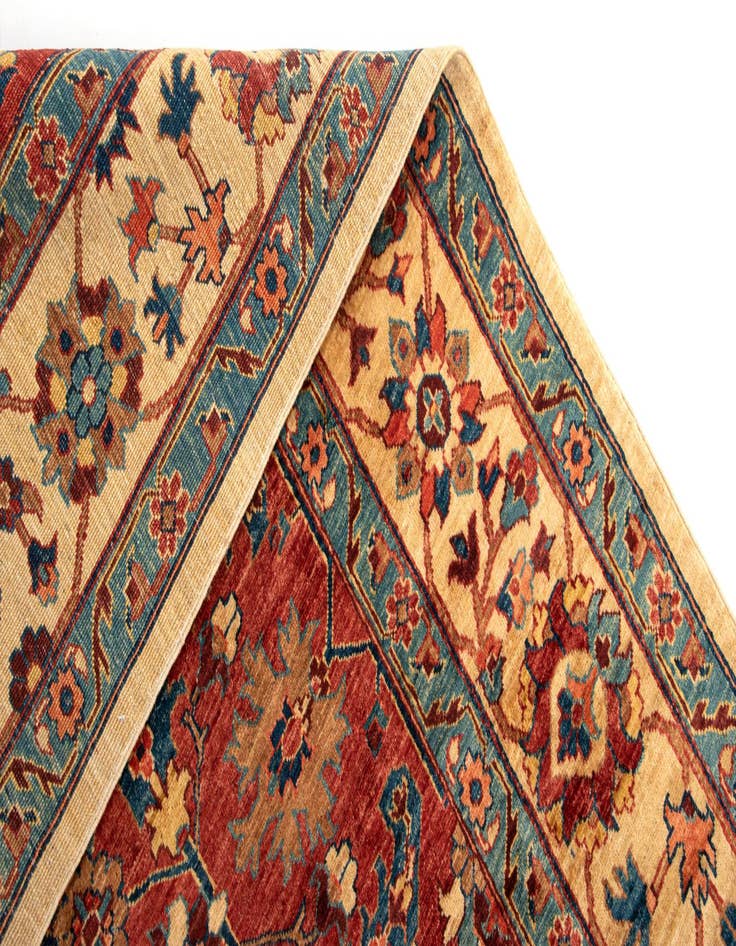 Detail image of  6' x 8' Sara Wool Rug
