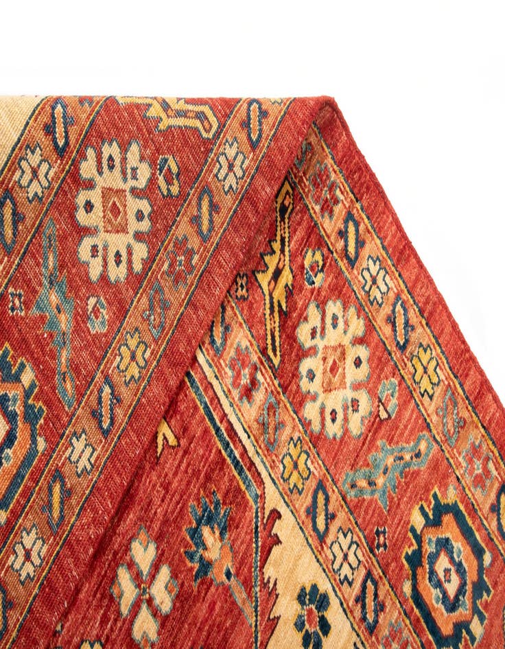 Detail image of  5' x 6' 11 Sara Wool Rug