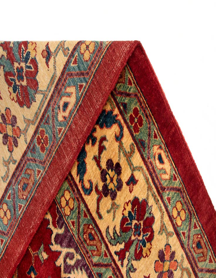 Detail image of  7' 3 x 9' 11 Sara Wool Rug