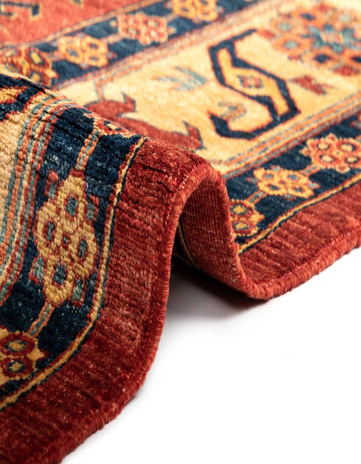 Detail image of  7' 5 x 10' 1 Sara Wool Rug