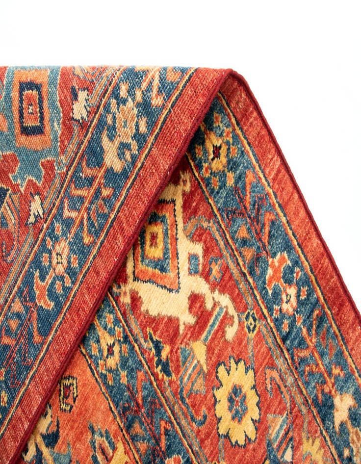 Detail image of  7' 3 x 9' 4 Sara Wool Rug