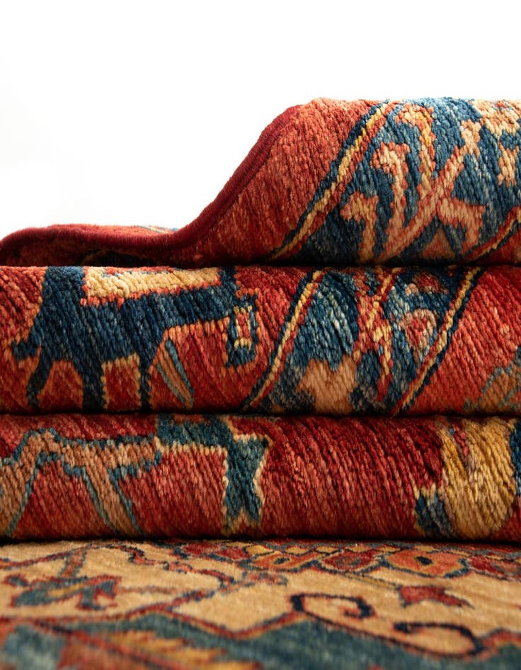 Detail image of  7' 3 x 9' 4 Sara Wool Rug