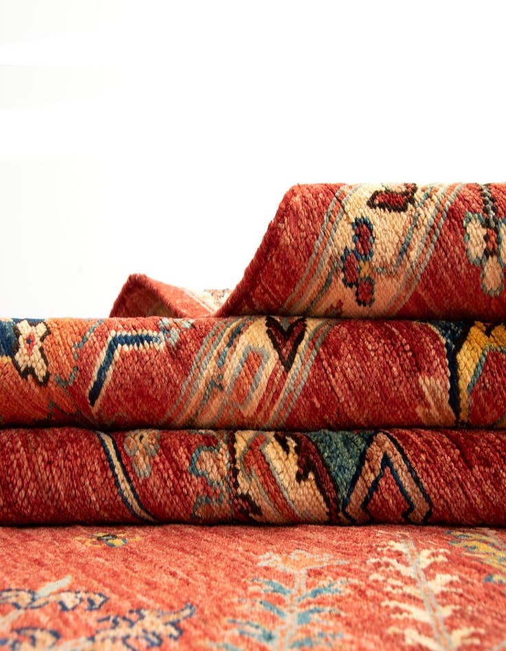 Detail image of  7' 1 x 9' 11 Sara Wool Rug