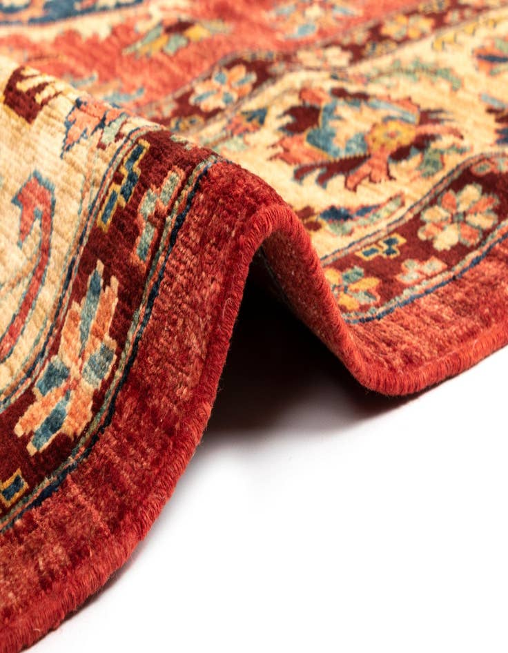 Detail image of  7' 3 x 10' 4 Sara Wool Rug