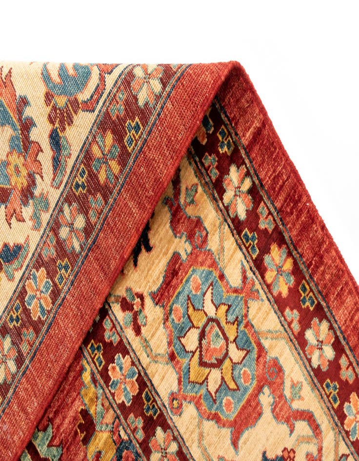 Detail image of  7' 3 x 10' 4 Sara Wool Rug