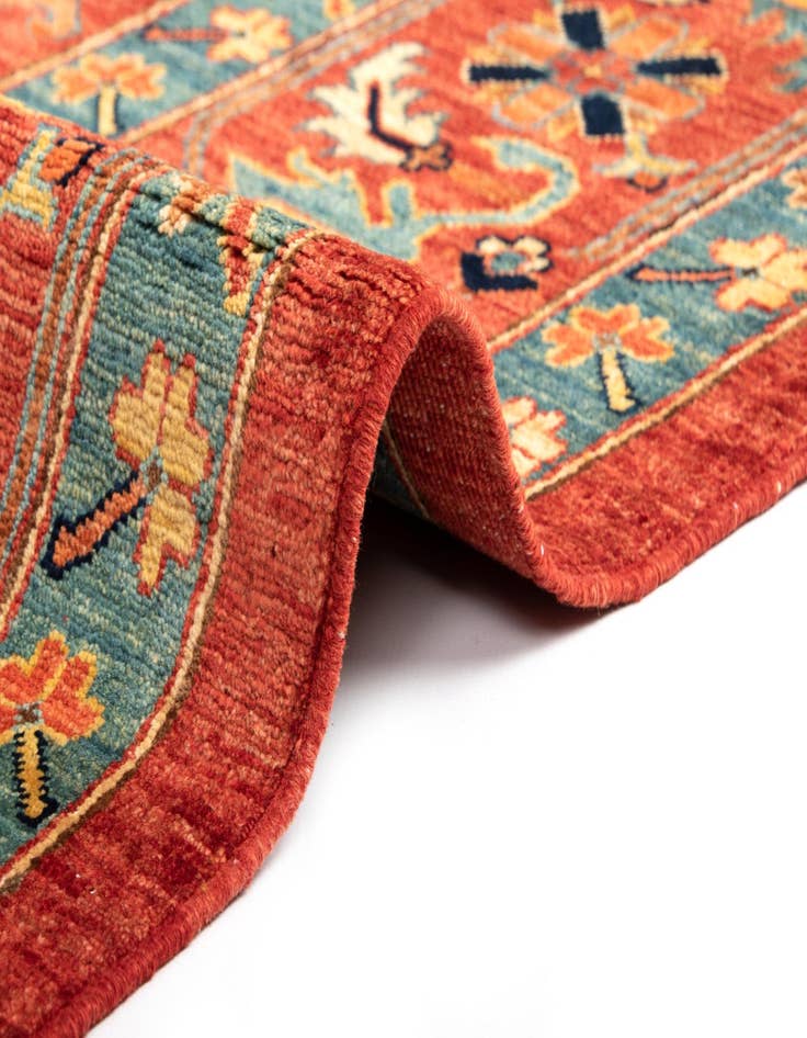 Detail image of  8' 6 x 10' Sara Wool Rug