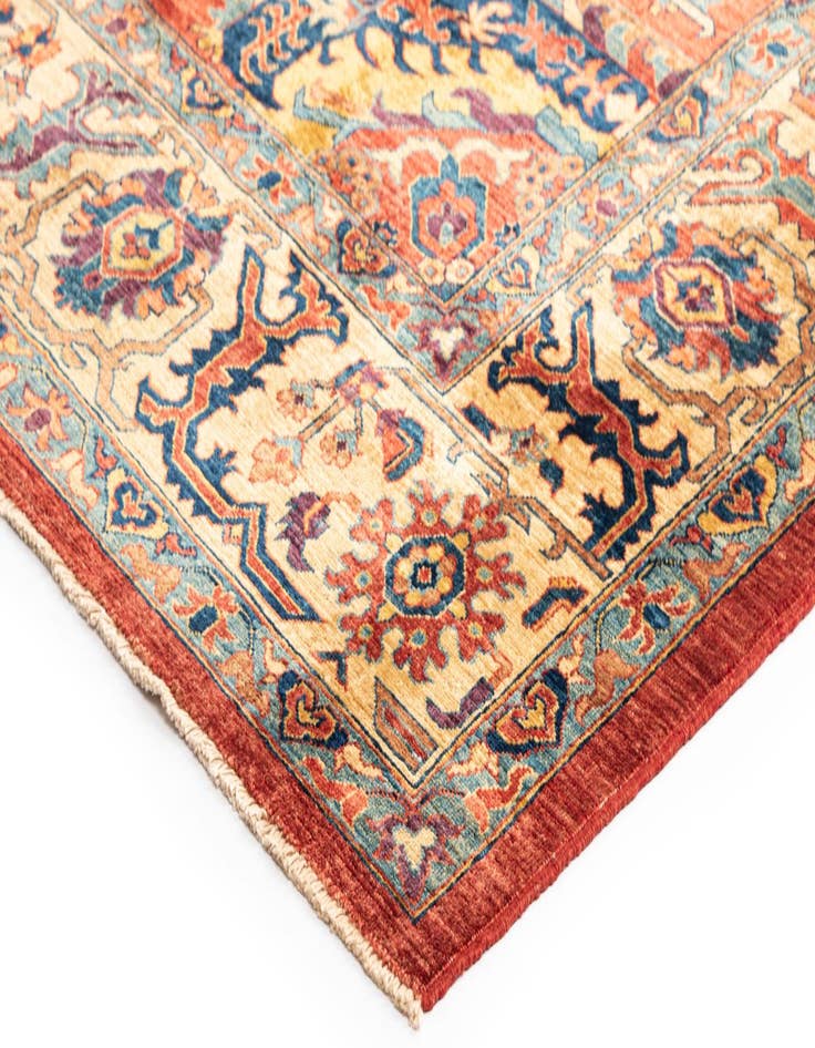 Detail image of  8' 1 x 10' 4 Sara Wool Rug